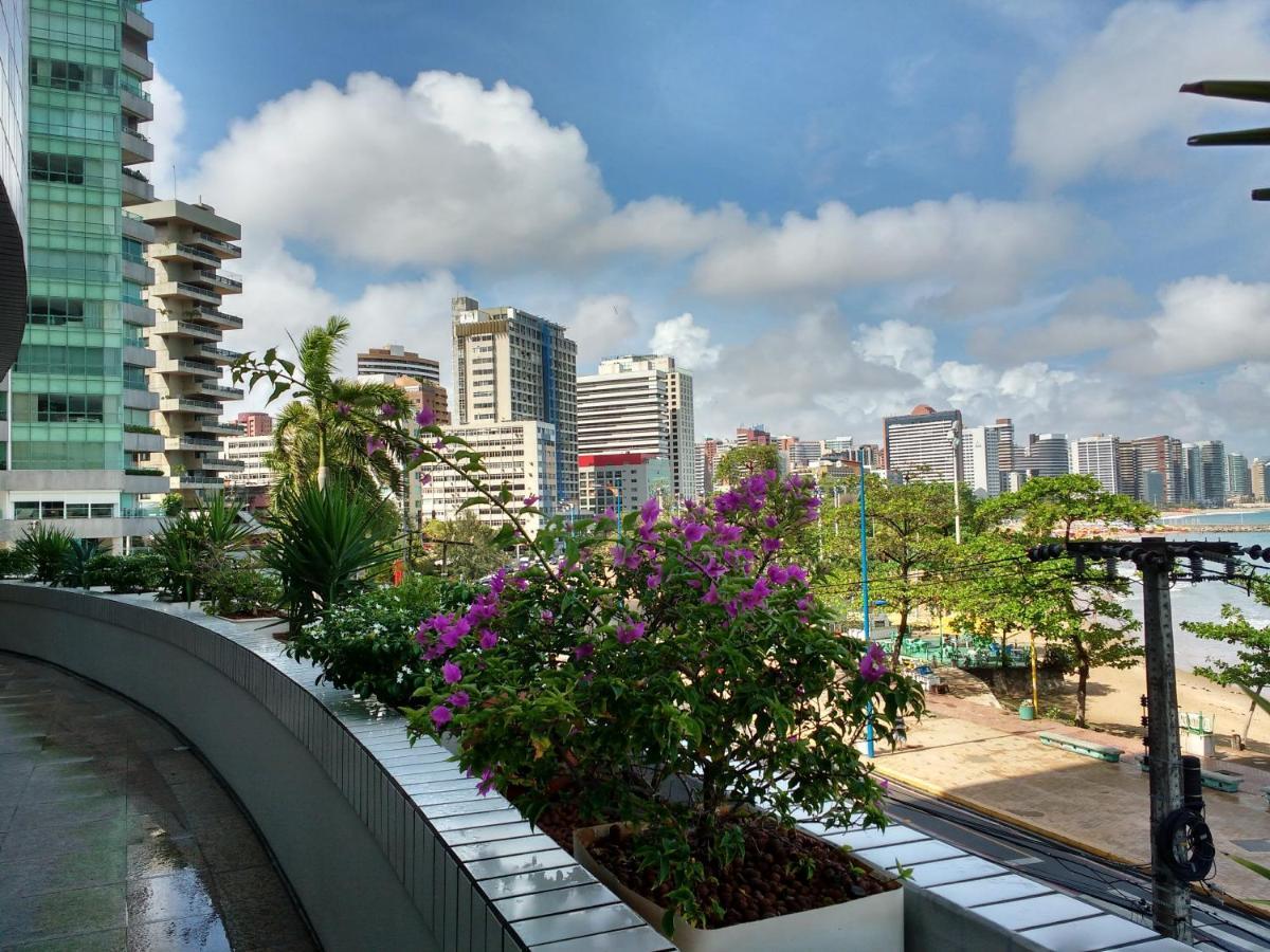 Flat Particular No Blue Tree Fortaleza Luaran gambar
