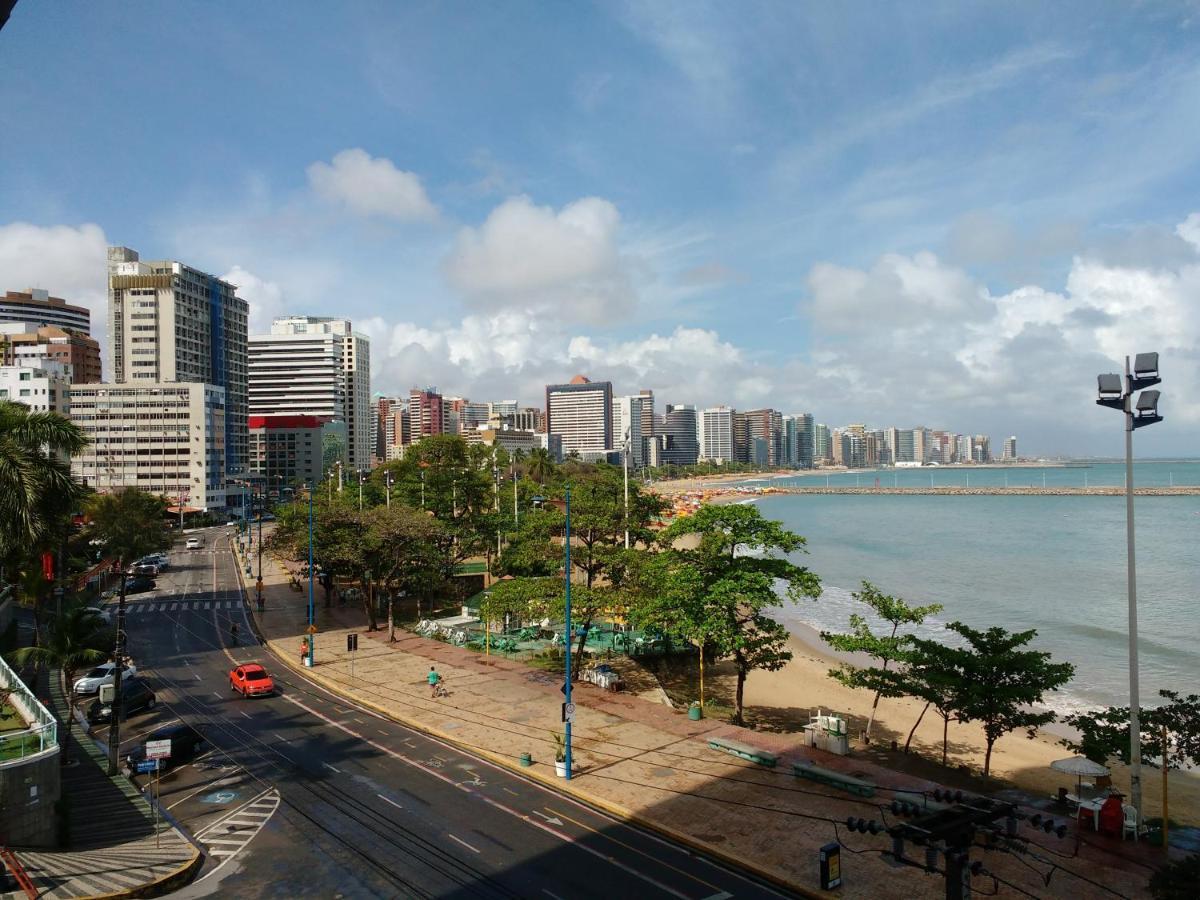 Flat Particular No Blue Tree Fortaleza Luaran gambar